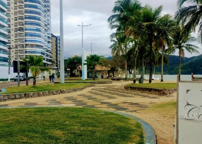 Pe Na Areia Martim De Sa Caraguatatuba